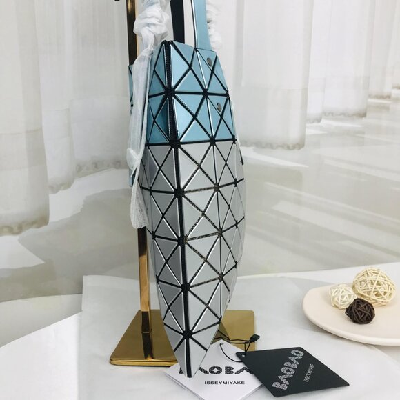 NWT Bao bao Issey Miyake Tote Bag in blue&silver - Picture 4 of 12